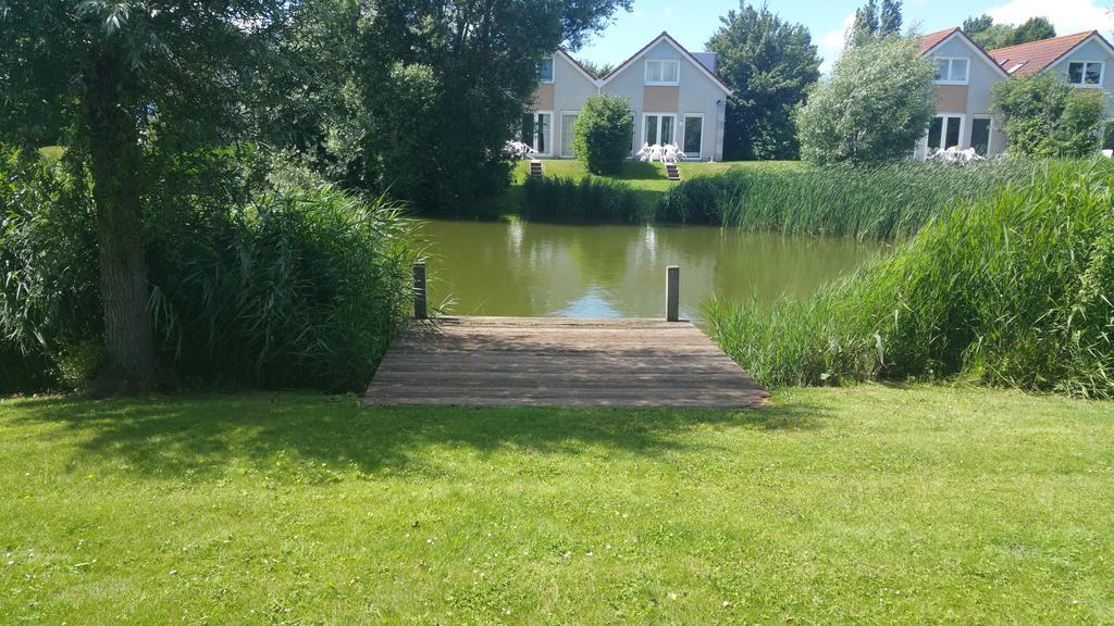 Solo Bungalow Makkum Kültér fotó